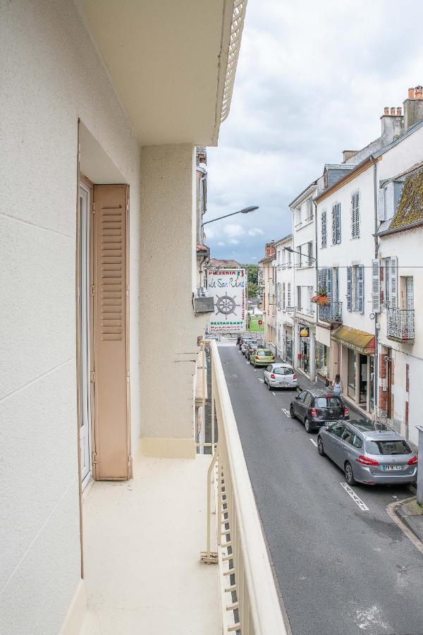 Le Dejoux - Appartement Avec Terrasse En Centre Ville Vichy Exterior foto